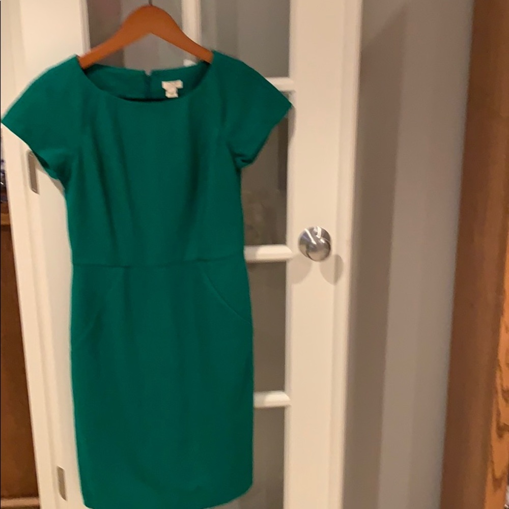Dress - Picture 3 of 4